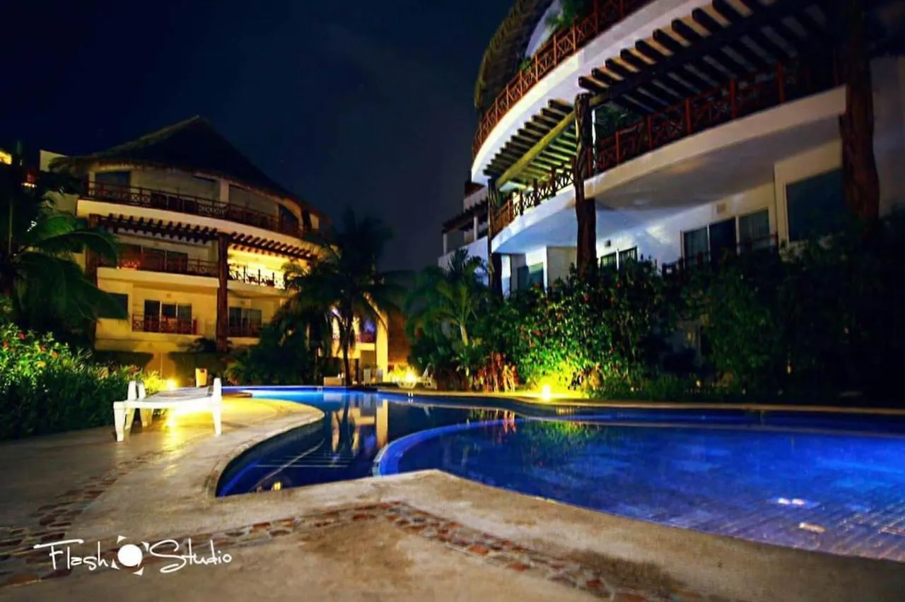 Quadra Deluxe Apartments Mamitas Zone! By Yeah Playa del Carmen
