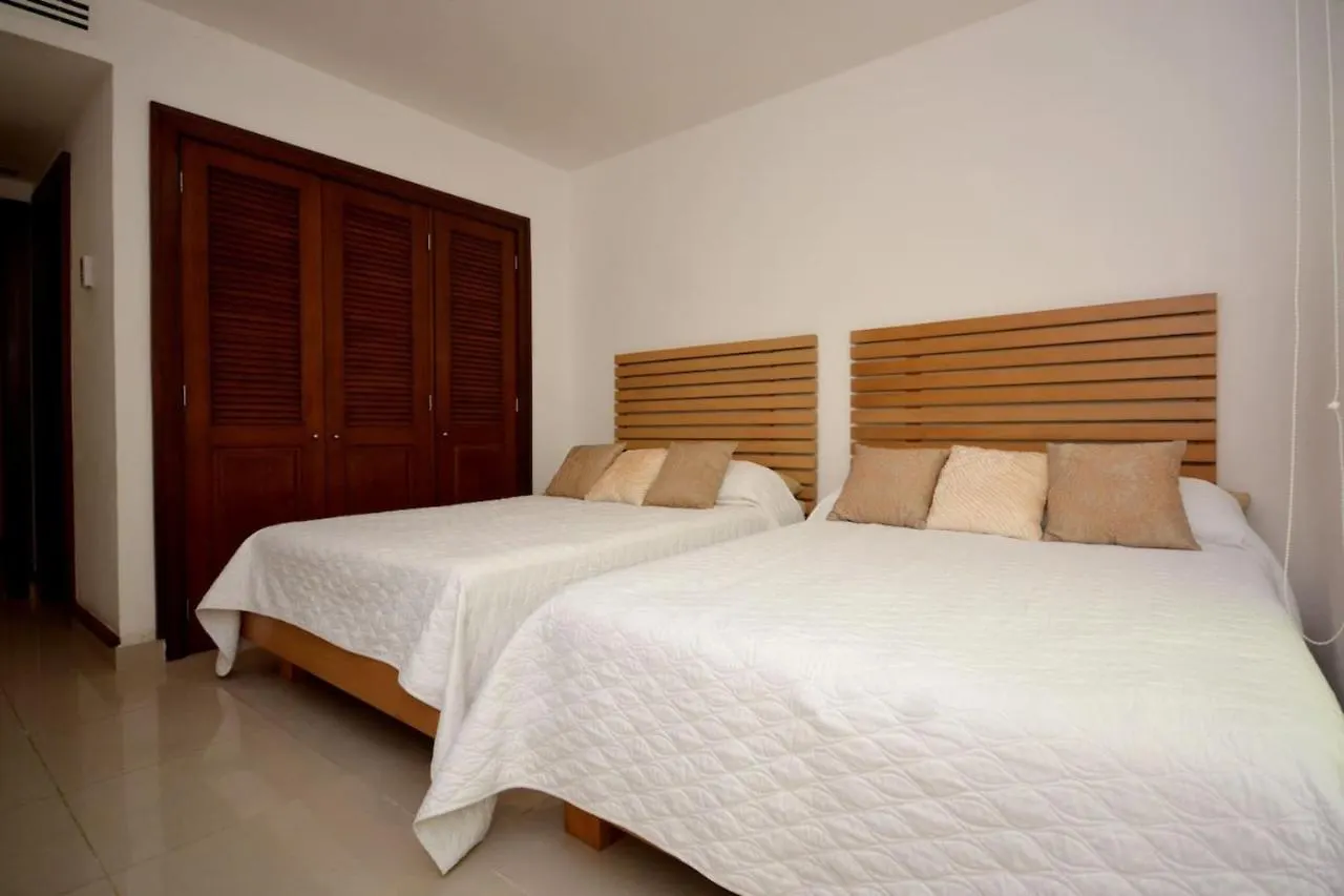 Quadra Deluxe Apartments Mamitas Zone! By Yeah Playa del Carmen