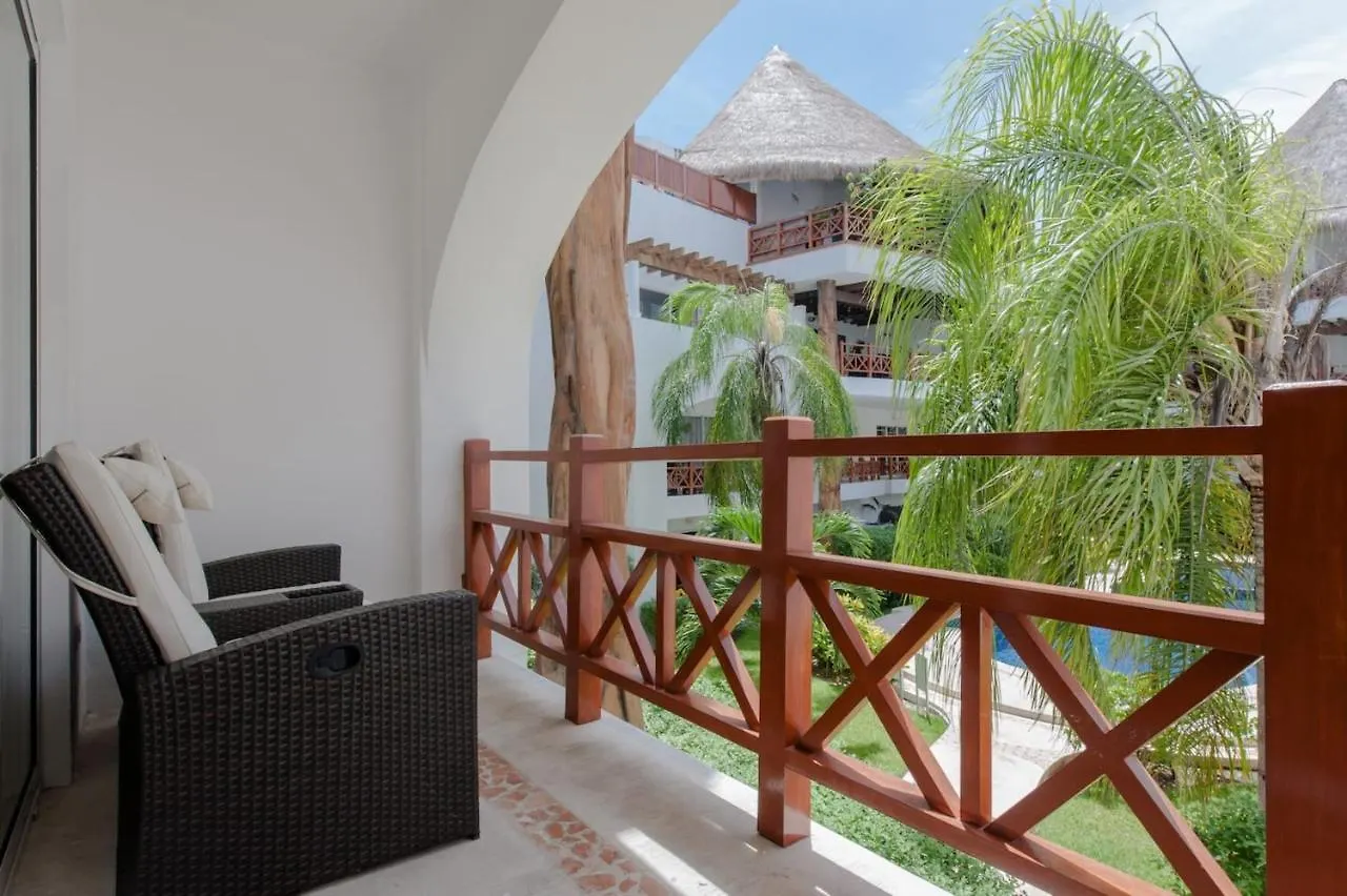 Quadra Deluxe Apartments Mamitas Zone! By Yeah Playa del Carmen 0*,