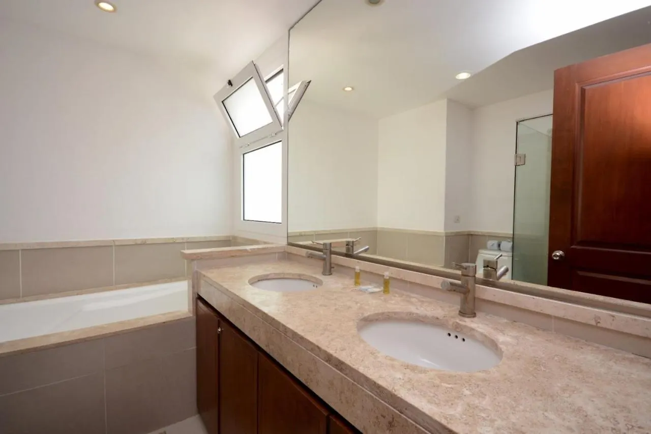 Quadra Deluxe Apartments Mamitas Zone! By Yeah Playa del Carmen