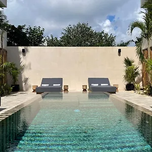 Majaro , Tulum Mexico