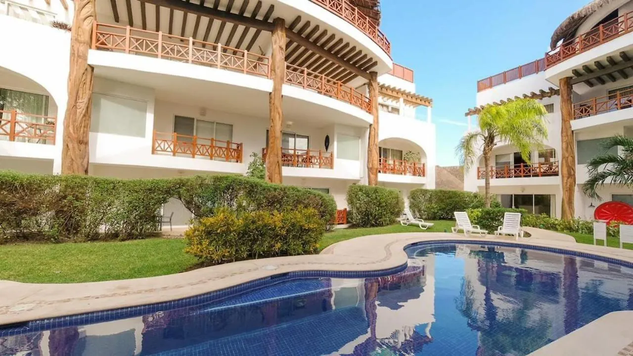 Quadra Deluxe Apartments Mamitas Zone! By Yeah Playa del Carmen