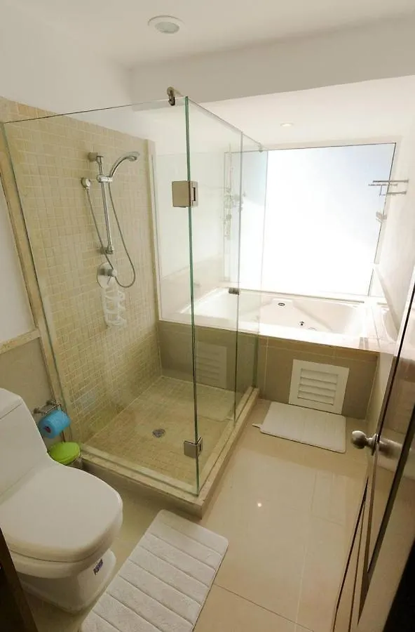 Quadra Deluxe Apartments Mamitas Zone! By Yeah Playa del Carmen 0*,