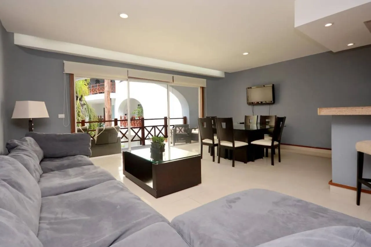 Quadra Deluxe Apartments Mamitas Zone! By Yeah Playa del Carmen