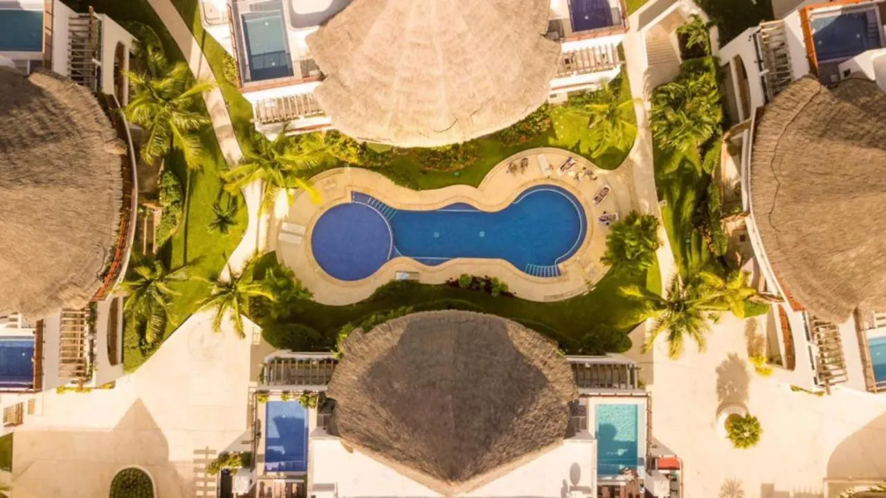 Quadra Deluxe Apartments Mamitas Zone! By Yeah Playa del Carmen Mexico