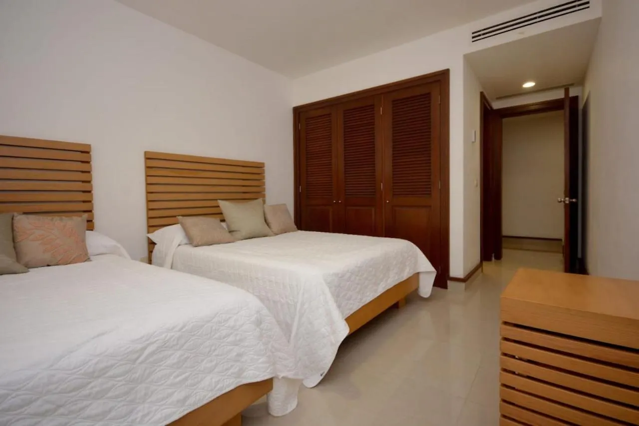 Quadra Deluxe Apartments Mamitas Zone! By Yeah Playa del Carmen 0*,  Mexico