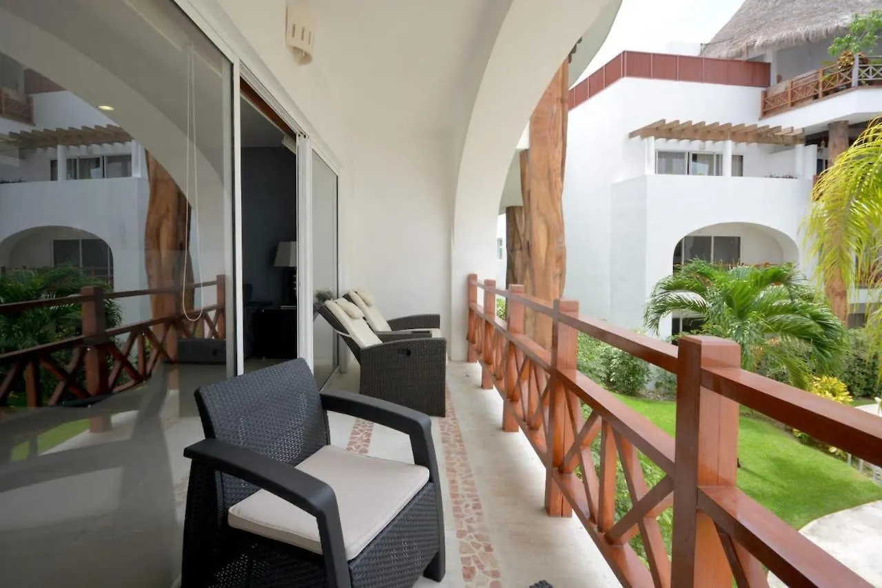 Quadra Deluxe Apartments Mamitas Zone! By Yeah Playa del Carmen 0*,
